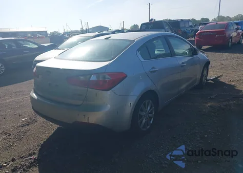 2015 Kia Forte Ex z USA, uszkodzony, nr VIN KNAFX4A81F5335116